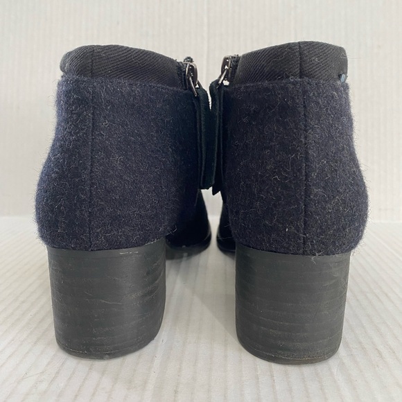 TOMS Loren Suede Stacked Heel Ankle Bootie Womens Size 7.5 - Picture 4 of 6